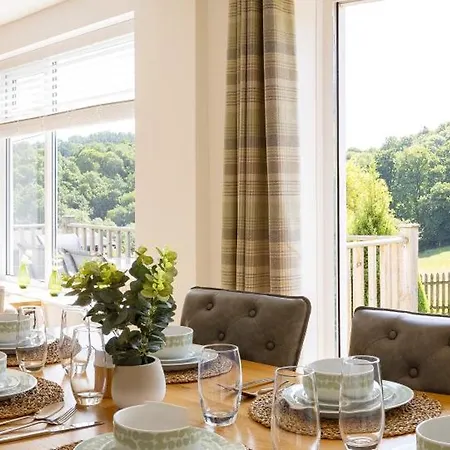 Fernlea - Cosy And Stunning Country Views